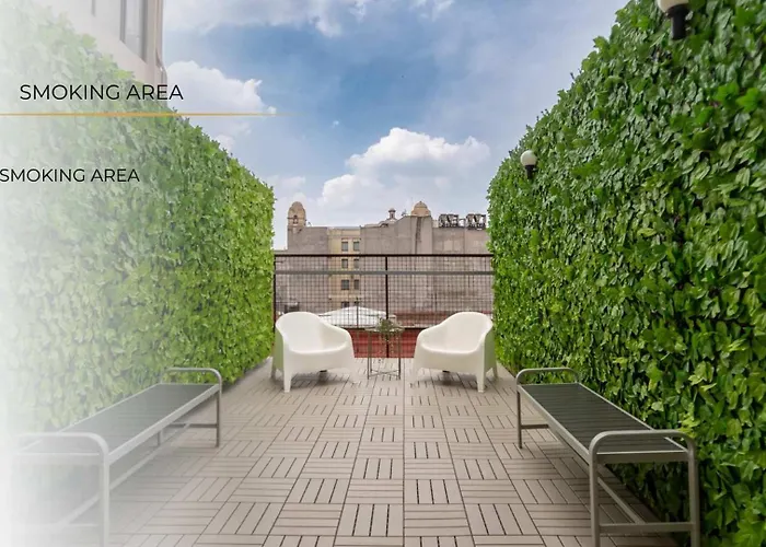 3ph Amazing 2bdrm 2bath Private Terrace Fits 10 *